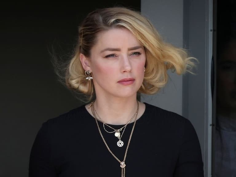 安柏赫德 Amber Heard 前經紀人透露，她已經被好萊塢列入黑名單！
