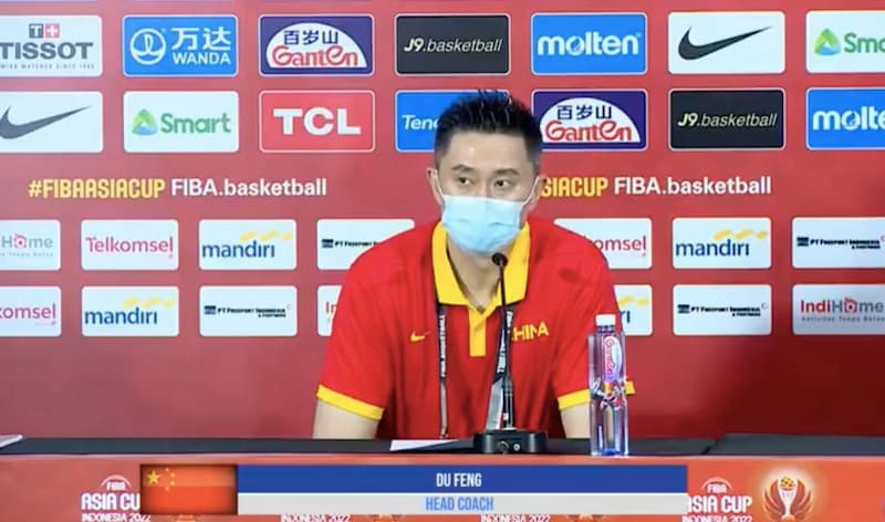 中國男籃總教練杜鋒
