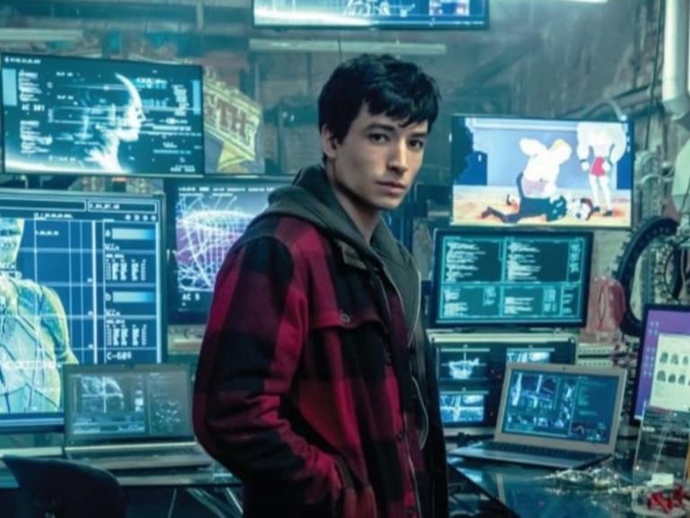 《蝙蝠女孩》遭砍!DC《閃電俠》可能會是下一部取消上映的電影?!
