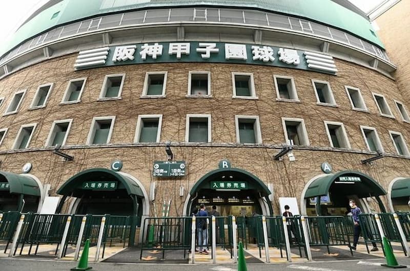 長久以來幾乎都在阪神甲子園球場進行「夏季甲子園」比賽