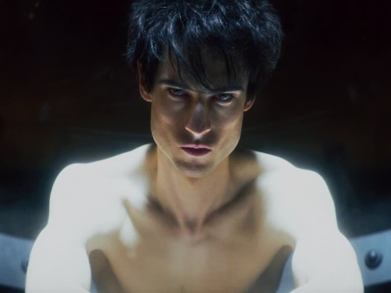 NETFLIX《睡魔》男主角 Tom Sturridge 不只懂演，風格造型更是「時尚發電機」指標！