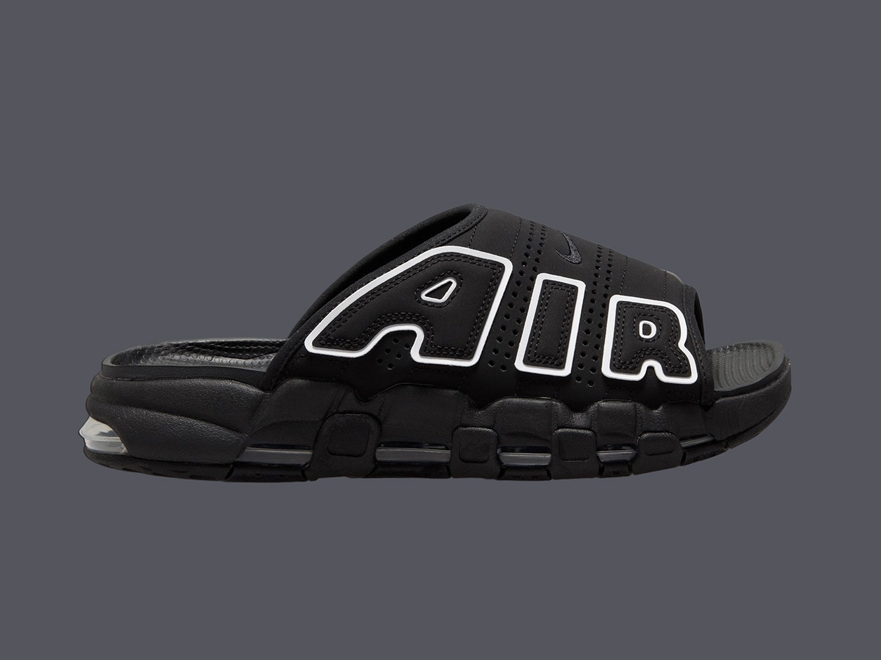 Nike 推出 Air More Uptempo 全新「黑白 OG」拖鞋款式，將可能成為 GD 的足下新歡？