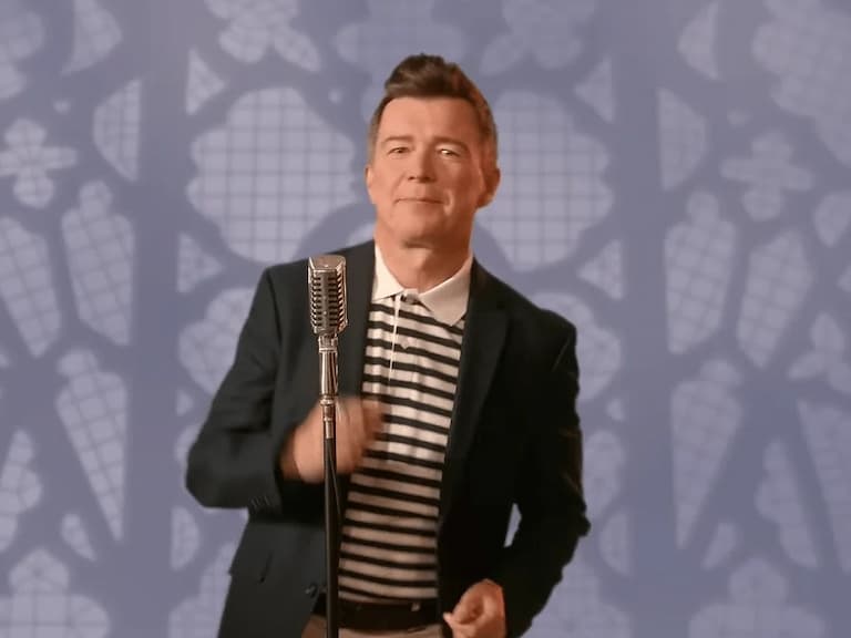 Rick Astley 重現經典迷因「瑞克搖」，高畫質《Never Gonna Give You Up》MV 有夠洗腦！