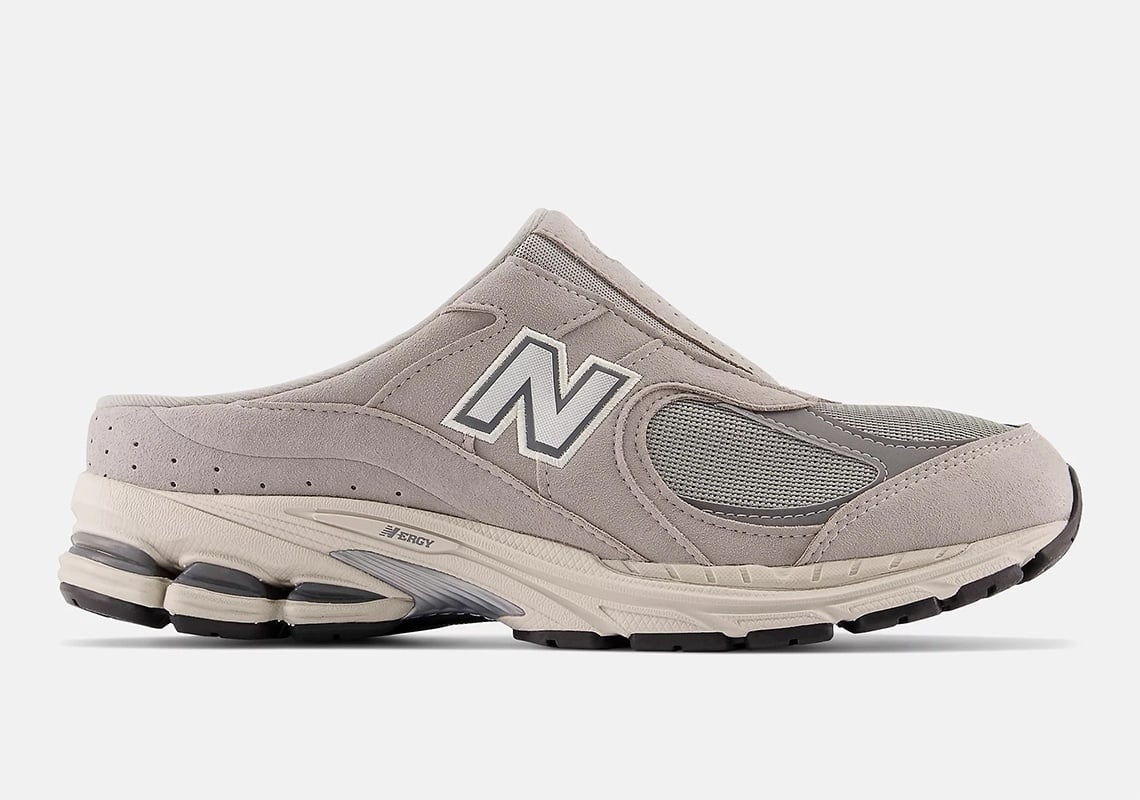 New Balance 2002R Mule