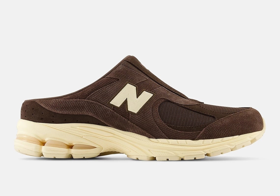 New Balance 2002R Mule