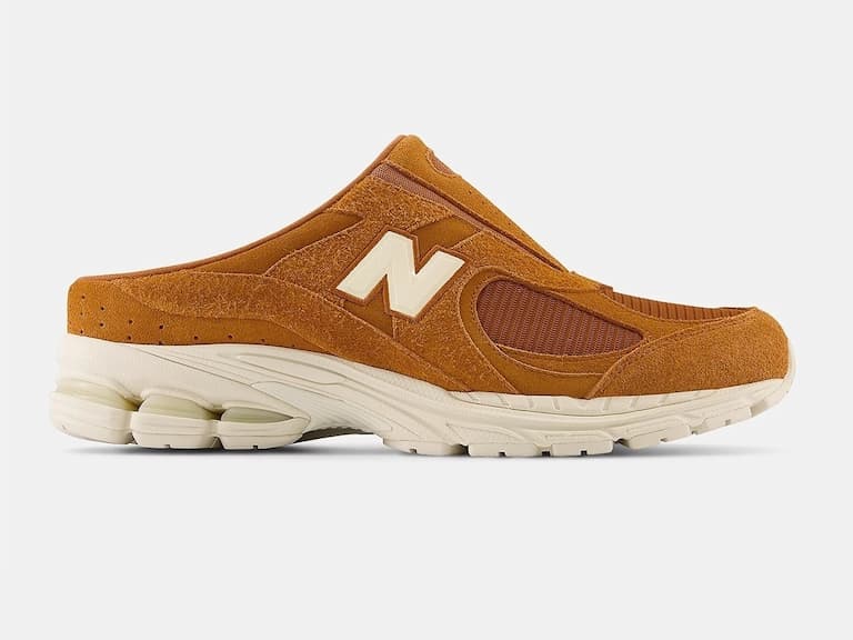 New Balance 2002R Mule 系列多款配色即將登場,涼拖鞋戰爭一觸即發!