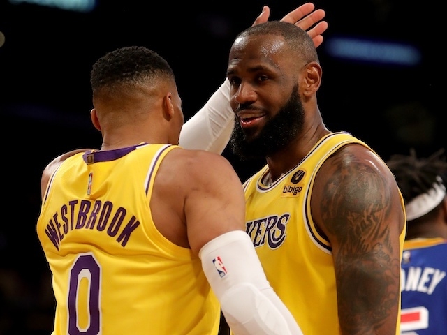 NBA／詹皇 LeBron James 稱 Westbrook：「下賽季將爆發」，網友直呼：「這是交易前兆！」