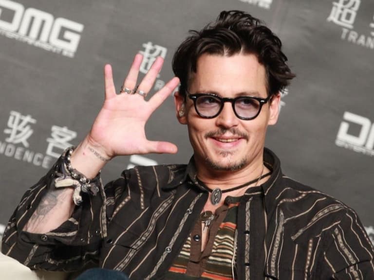 安柏赫德妹妹 Whitney Henriquez 發文怒批強尼戴普 Johnny Depp 真噁心,發文諷刺:「希望這些人沒有生女兒!」