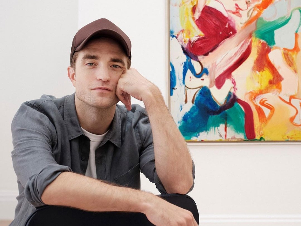 羅伯派汀森 Robert Pattinson 跨界攜手 Sotheby’s 蘇富比化身「紐約藝術策展人」！