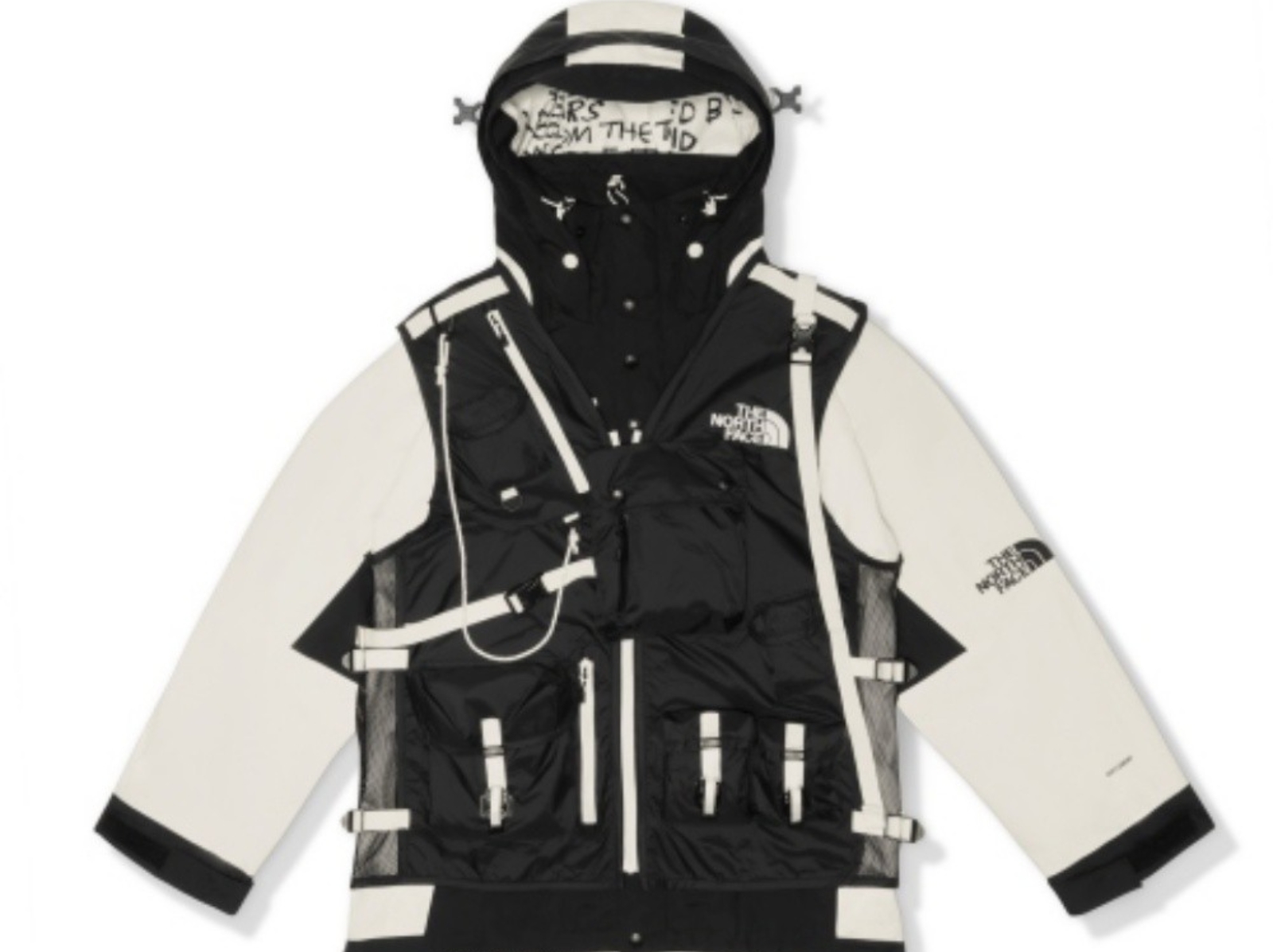 The North Face 黑標系列「十口袋外套」正式開賣，一件外套三種穿法超划算！