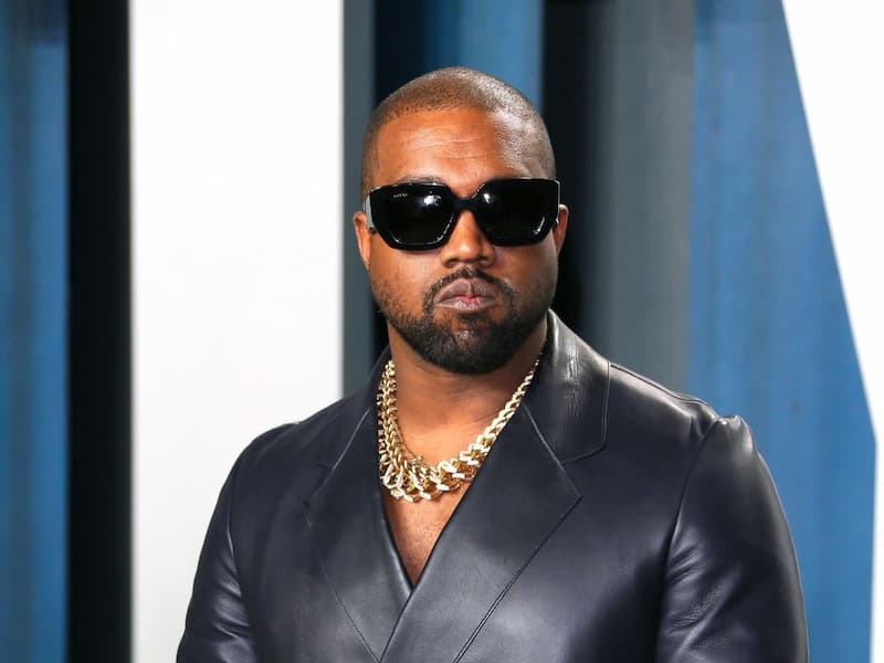 肯爺 Kanye West 將開設 YEEZY 店鋪，所有商品僅需 20 美元！