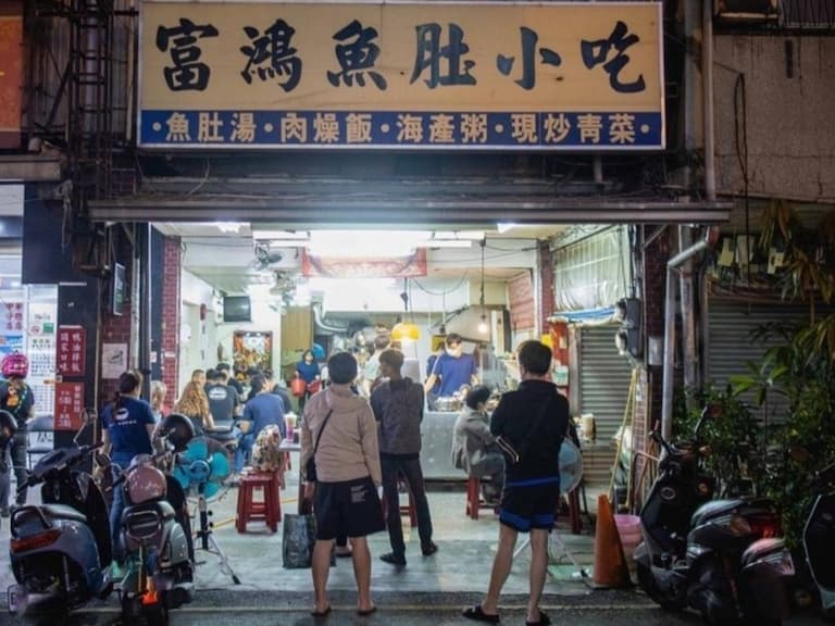 吃完飯慘被分手！男憤而留下「1 星負評」，老闆高情商回應引來網友大讚！