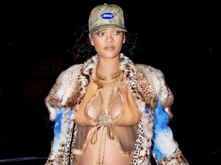 蕾哈娜 Rihanna 宣布出席 2023 年 NFL 超級盃中場表演，2019 年曾因表態支持球星拒絕出演！