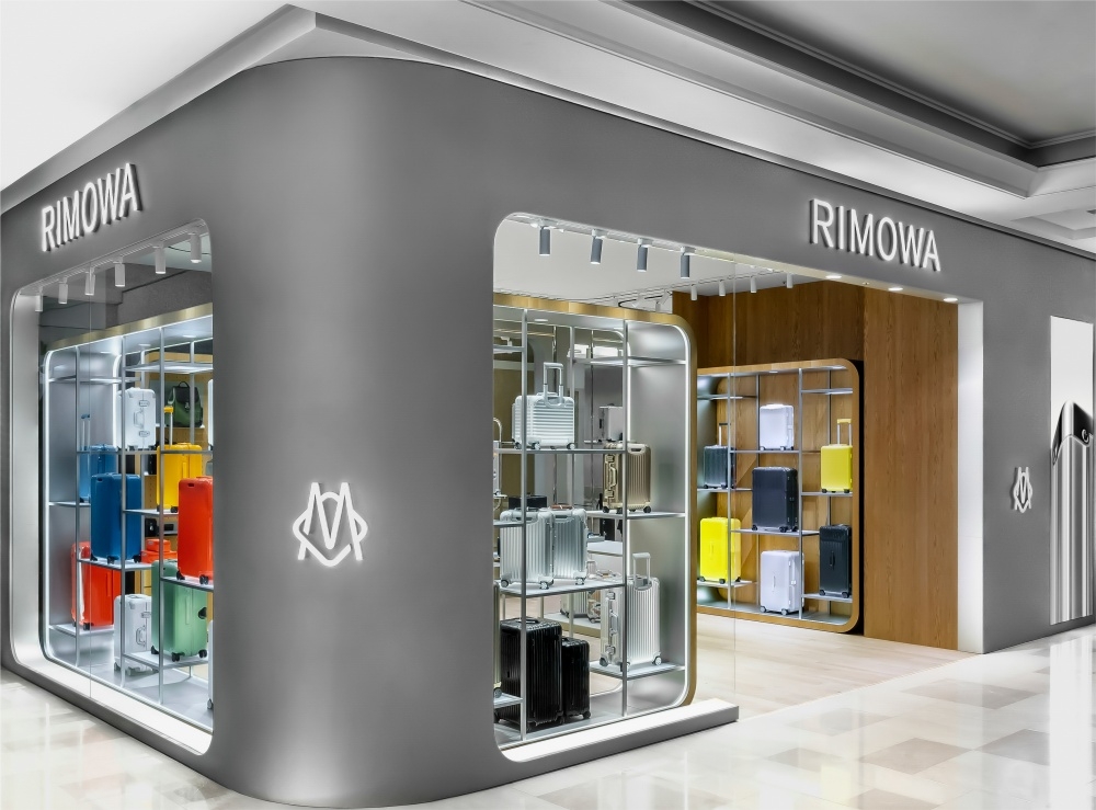 RIMOWA 台中大遠百全新概念店