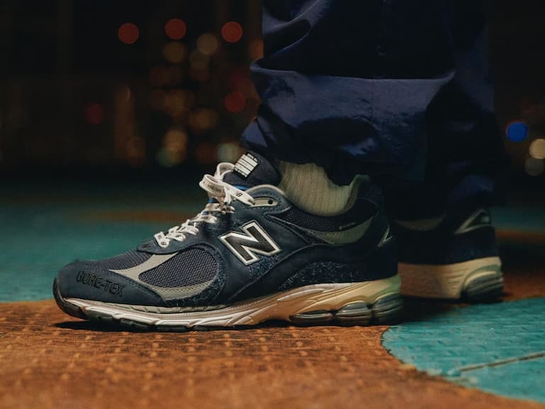 INVINCIBLE x N.HOOLYWOOD x NEW BALANCE 三方聯名 M2002RXH 釋出，完整系列登場！