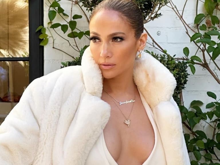 珍妮佛羅培茲 Jennifer Lopez 搶救婚姻小心機!戴「定情項鍊」意圖挽回班艾佛列克 Ben Affleck 的心?