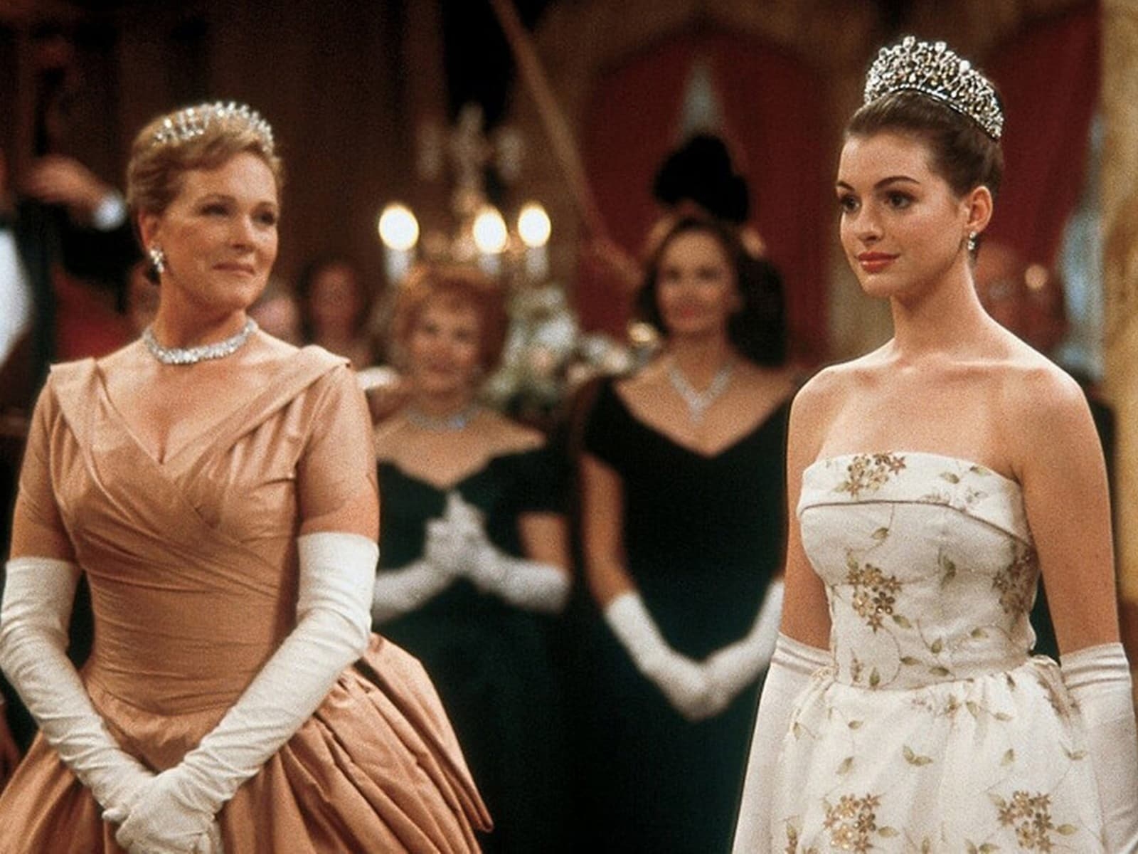 迪士尼宣布已開始籌拍《麻雀變公主 3》，「蜜亞公主」安海瑟威 Anne Hathaway 尚未點頭答應！