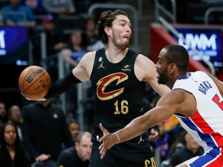 NBA／騎士隊前鋒 Cedi Osman 意外流出「不明黃色液體」讓球迷震驚：外星人確定！