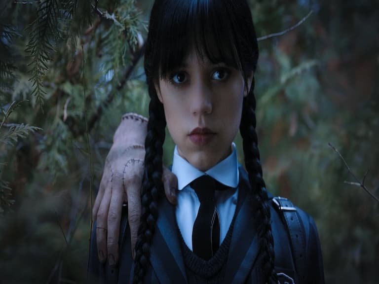 提姆波頓執導 Netflix 影集《星期三》打破《怪奇物語4》觀看紀錄！上線一週創 3.412 億小時！