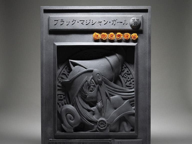 VASEBYSU 打造《遊戲王》黑魔導女孩「混凝土雕塑花器」,一款要價台幣 10 萬元!