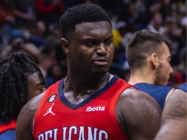 NBA／Zion「360 度大風車灌籃」實在太狠，130 公斤飛天坦克炸翻全場！