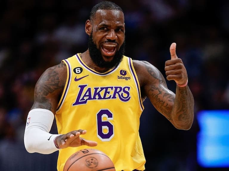 NBA／LeBron James 何時才肯退休？隊友 Dennis Schröder 爆料：「他說要打到 45 歲！」
