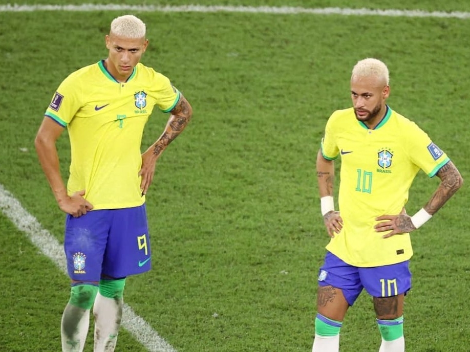 卡達世界盃／巴西前鋒 Richarlison 將內馬爾、大力神盃等全刺在背上，引全球球迷驚呼！