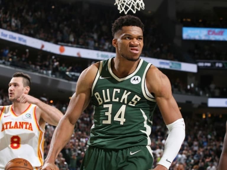 NBA/字母哥 Giannis 不爽午覺時間被打電話吵醒,當場無情嗆爆公鹿隊友 Ibaka!