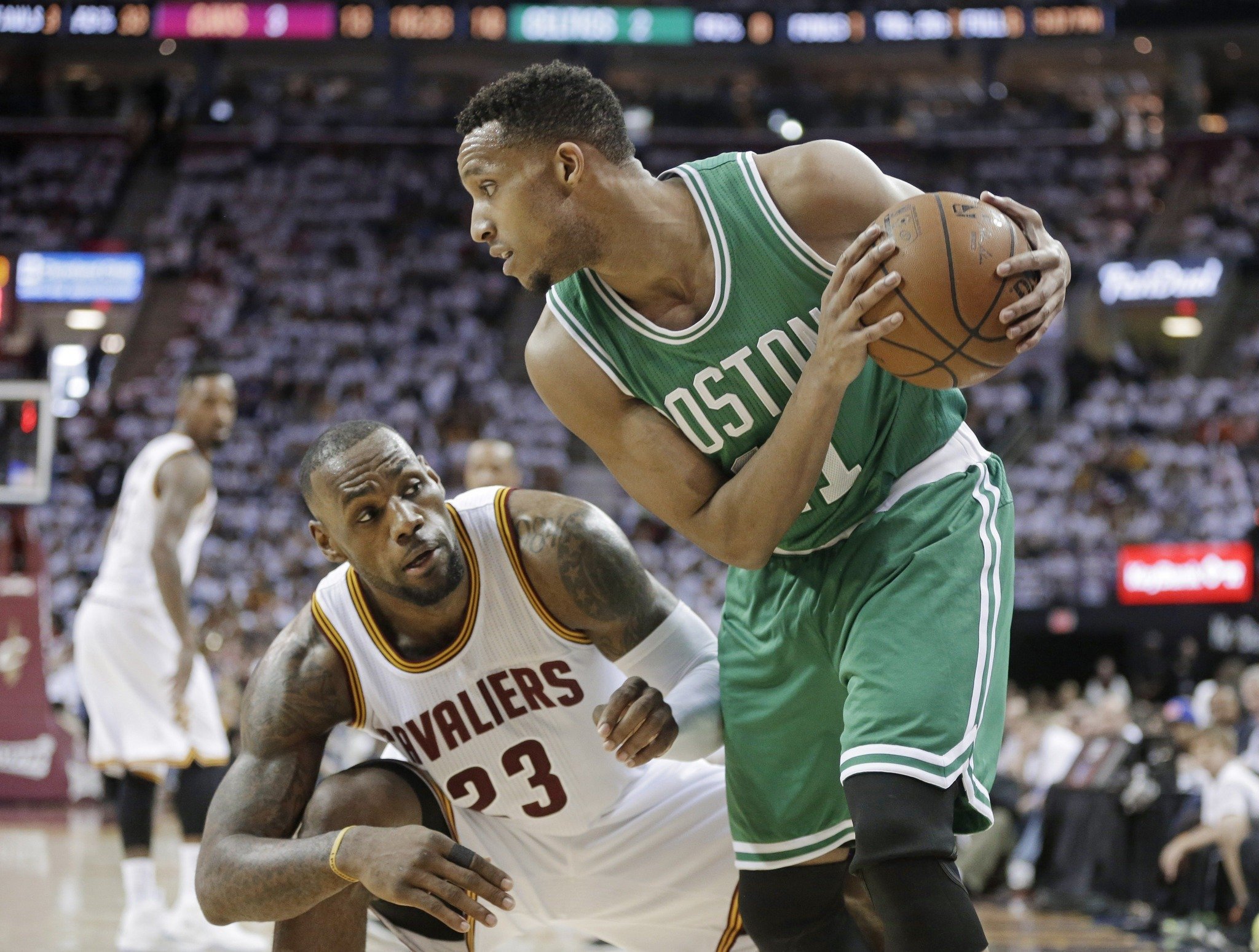 Evan Turner LeBron James  泡泡聯盟