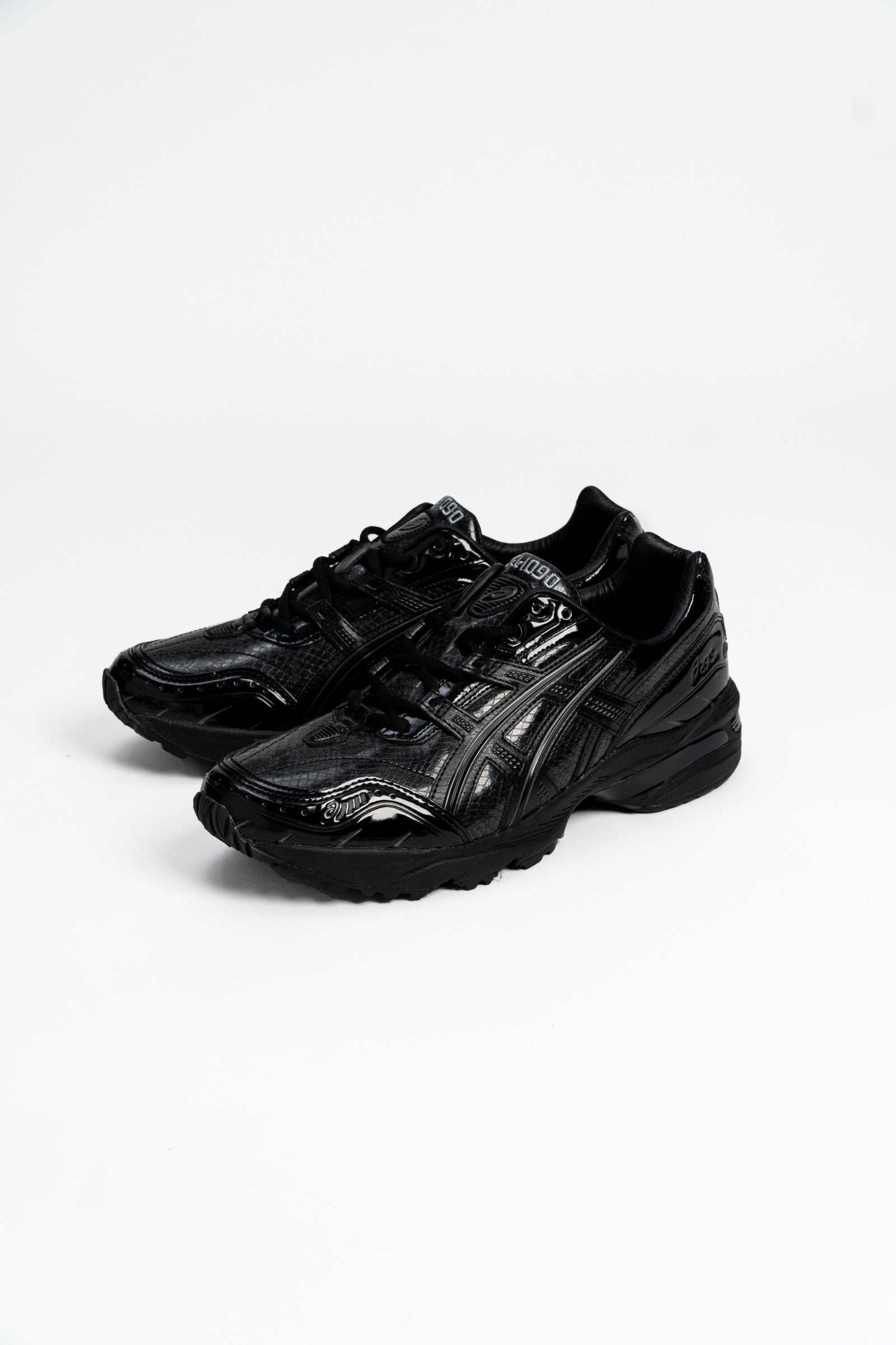 KIKS x ASICS GEL–1090 「蛻變 BRC」