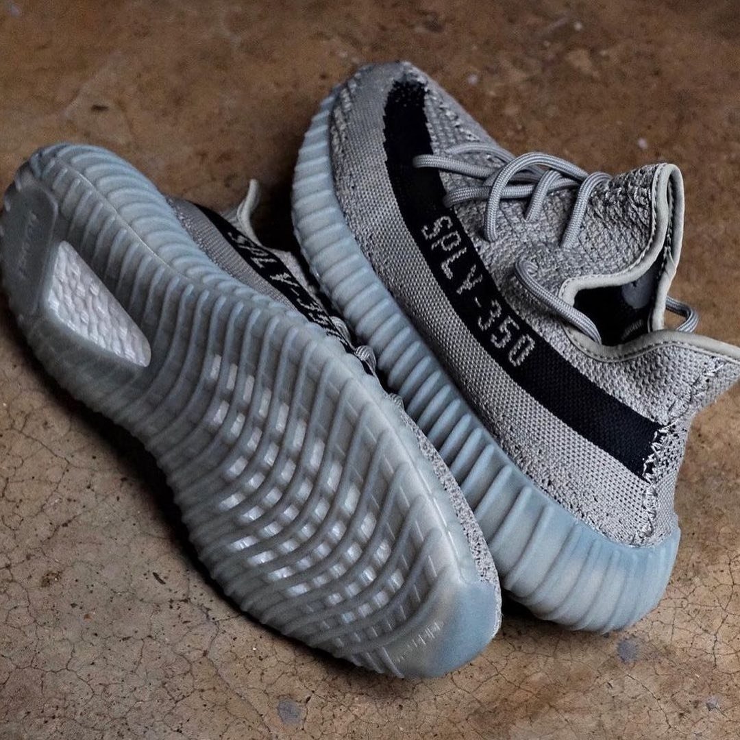 350 V2 Granite