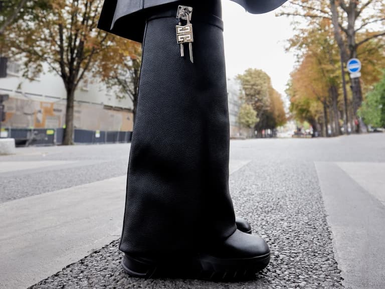PRADA、BALENCIAGA 等 3 款冬天精品靴盤點,上腳後直接讓你帥到 2023 年!