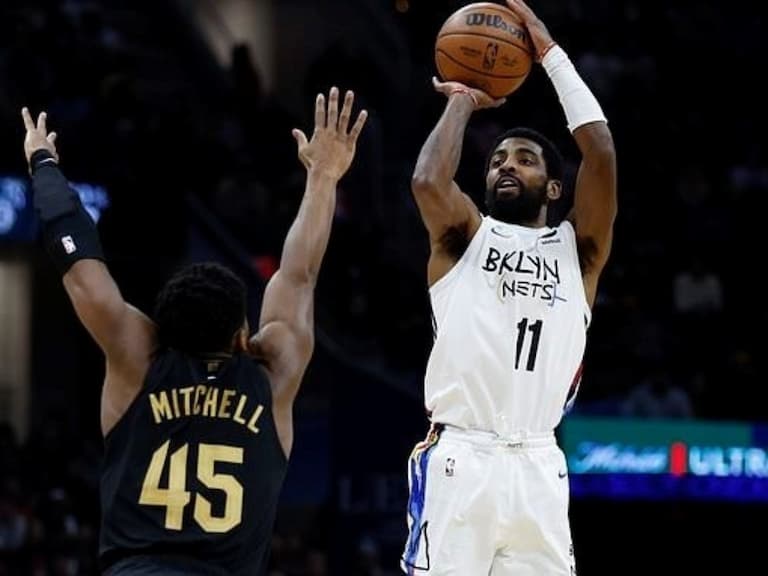 NBA／Kyrie Irving 率領籃網擊敗前東家騎士豪奪 9 連勝：「沒有什麼比回到這裡更棒的事了！」