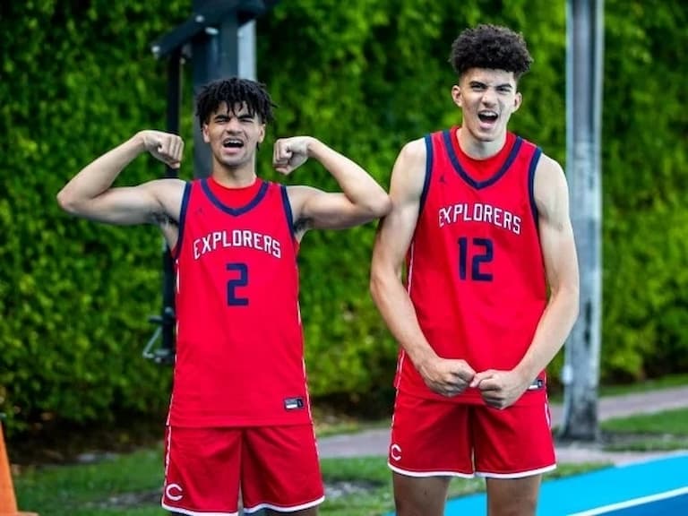 前 NBA 球星 Boozer「雙胞胎兒子」籃球天賦太猛，單節只讓對手拿 1 分！