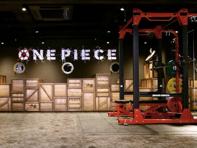 《ONE PIECE 航海王》東京健身房正式開幕,不管你是海賊派或海軍派都要來報到!