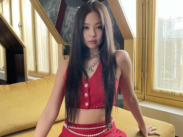 2023 過年穿搭攻略!跟著 BLACKPINK、IVE 張員瑛、朴智賢這樣穿,包你新的一年開運發大財!