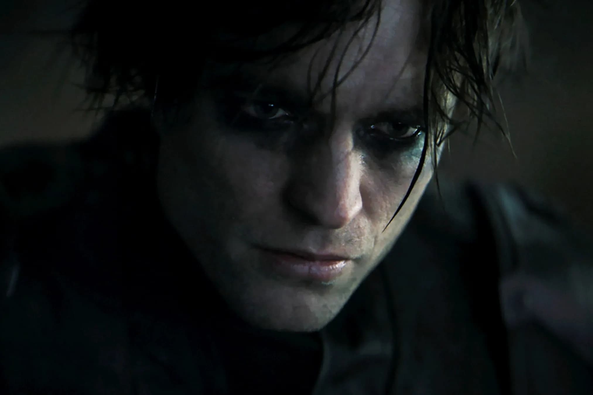 Robert Pattinson 主演《蝙蝠俠》未來不與 DC 宇宙合併，導演 Matt Reeves 親口證實！