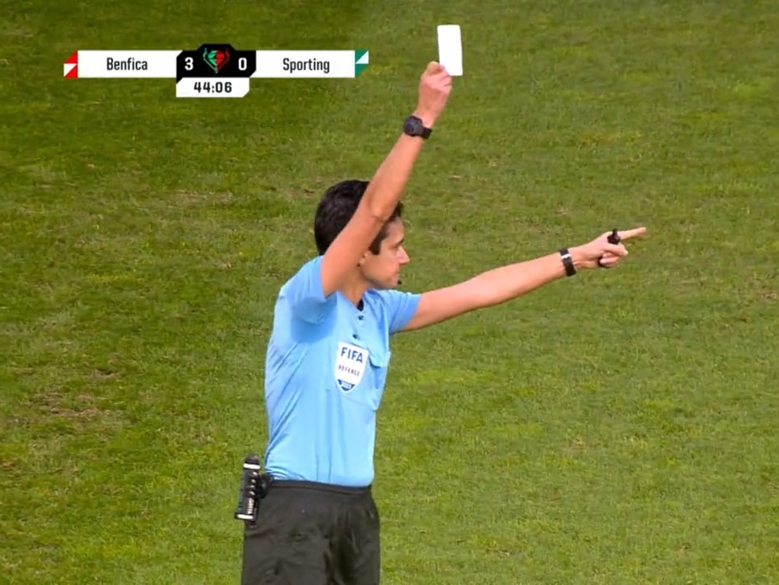 葡萄牙女足盃賽首度出現「白牌」，背後意義讓許多網友讚許！