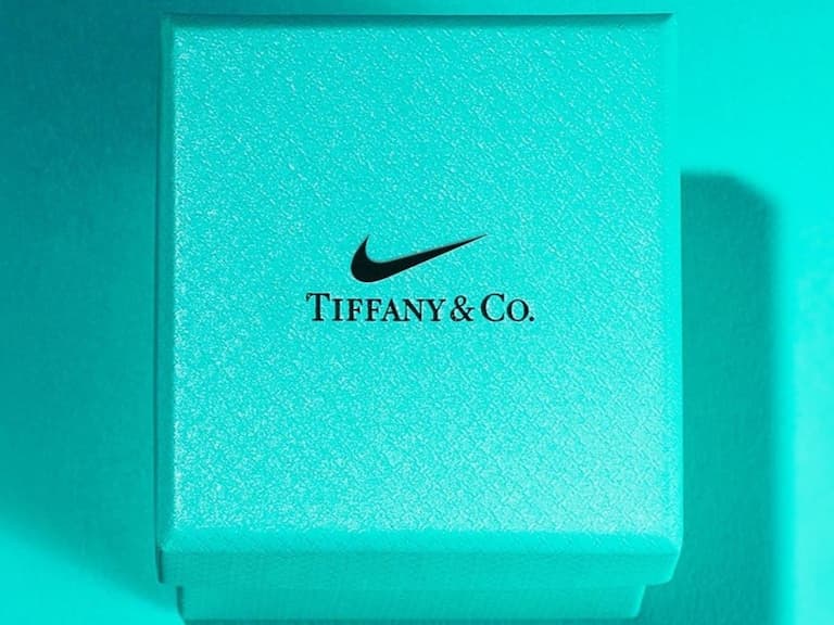 Nike x Tiffany & Co. 最新聯名球鞋 Air Force 1 諜照曝光,直接挑戰 2023 年度鞋王!