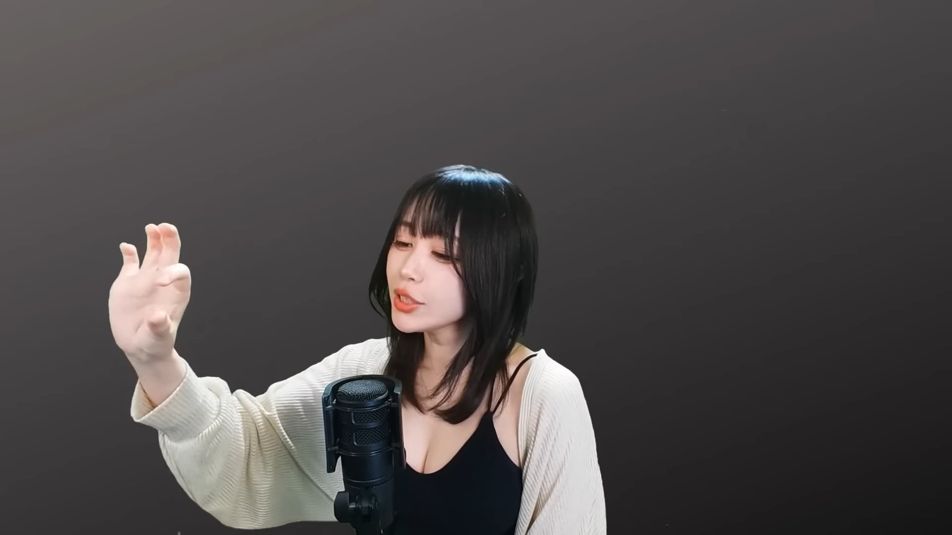 日本正妹電競女選手自曝曾有人找她拍 AV 出道!