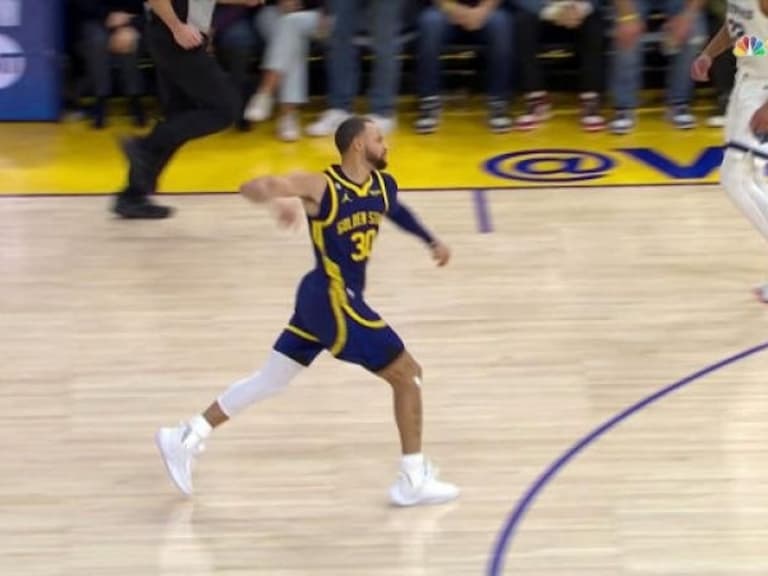 NBA／勇士 Poole 關鍵時刻硬要投三分球打鐵，Curry 氣到怒丟牙套被裁判驅逐出場！
