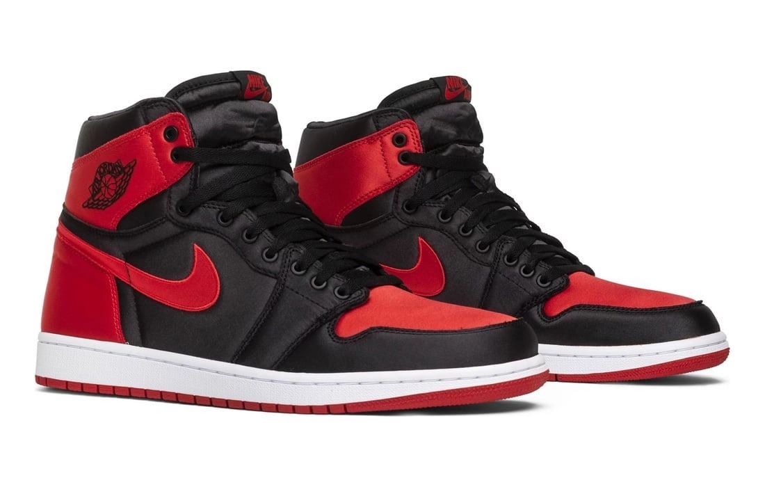 Air Jordan 1 High OG "Satin Bred"