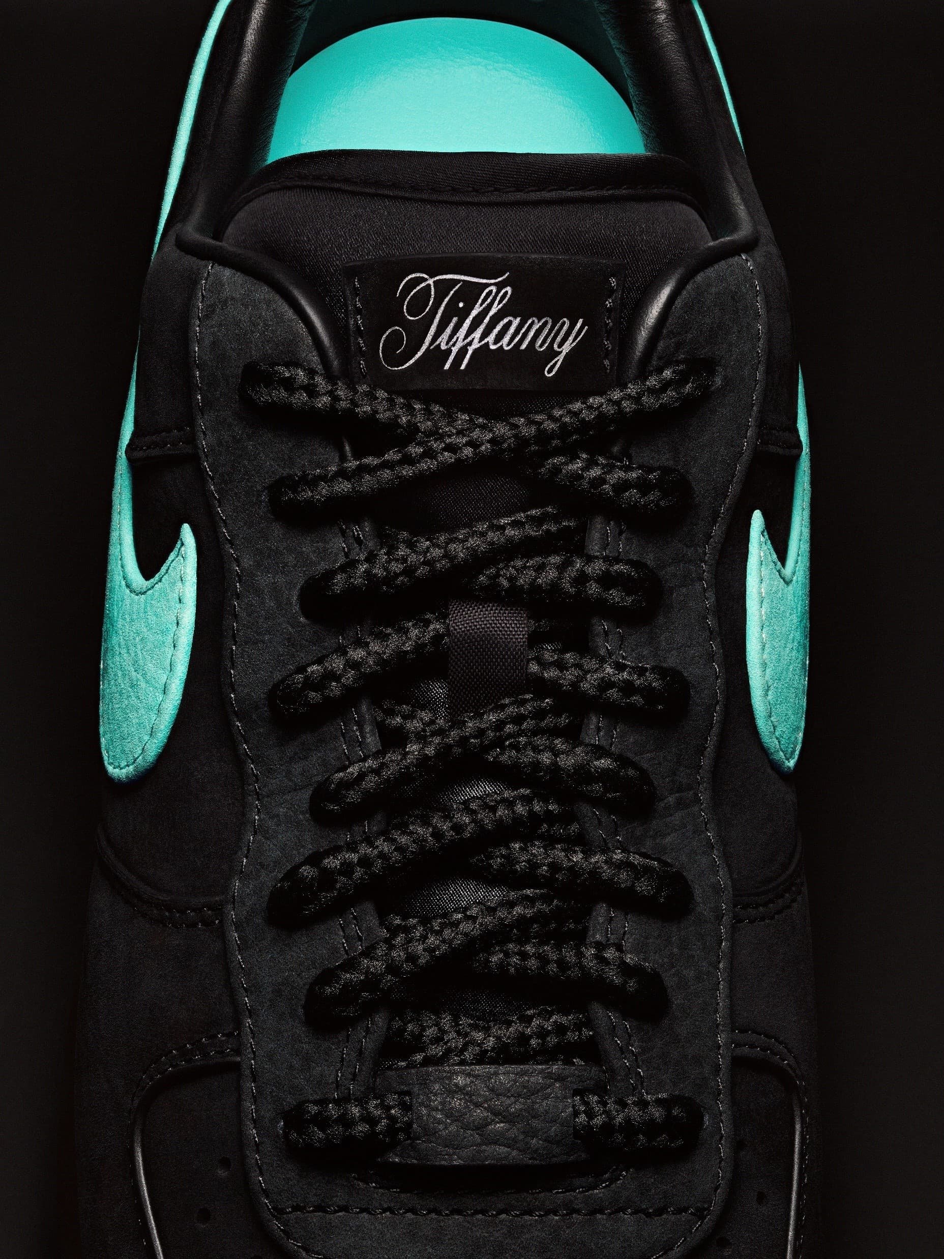 Tiffany＆Co. x Nike Air Forece 1