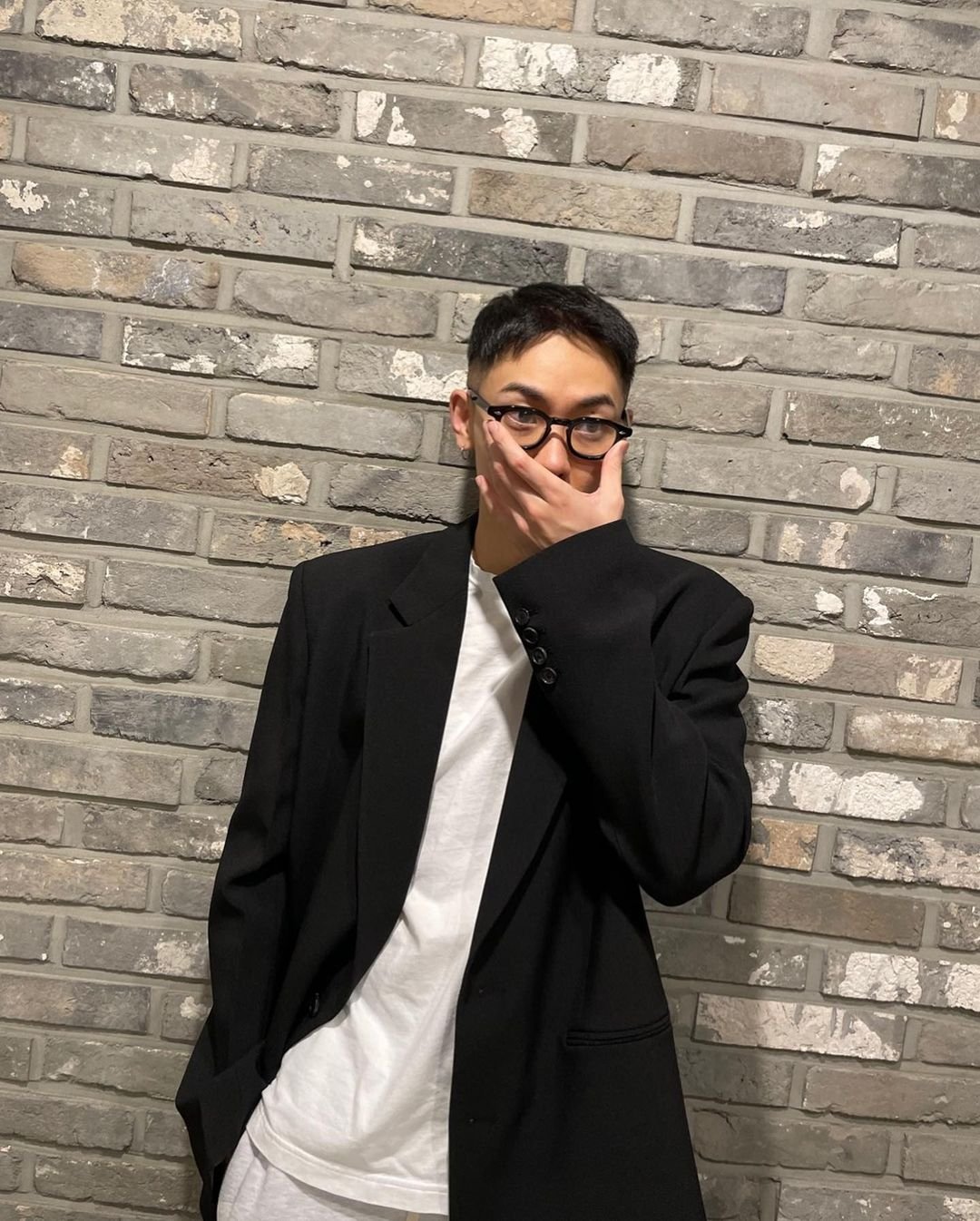 AOMG Loco 穿搭