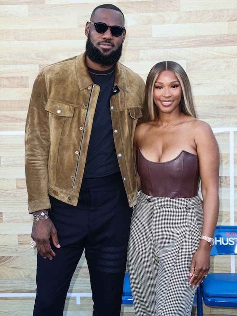 NBALeBron James MVP JUKSY