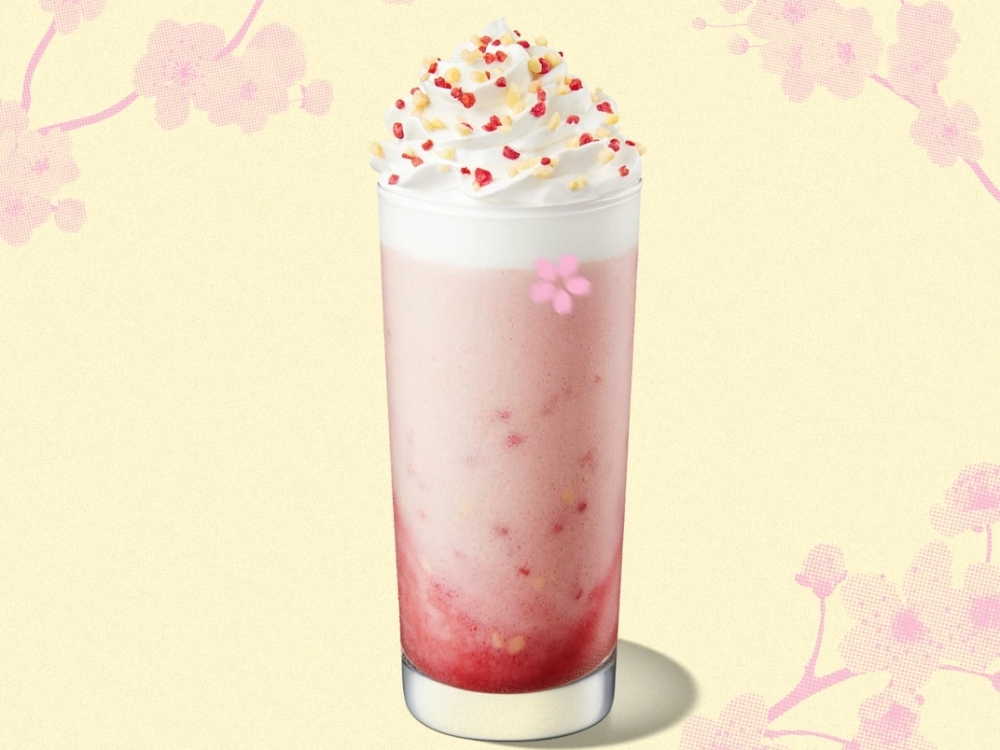 星巴克推出「草莓派風味星冰樂」、「草莓派風味醇濃抹茶那堤」，情人節前抽「買一送一」！