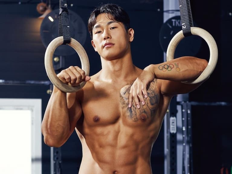 關於《體能之巔》尹誠彬 윤성빈 5 件事：腿力猛到贏過金鐘國、爆發實力最具冠軍相！