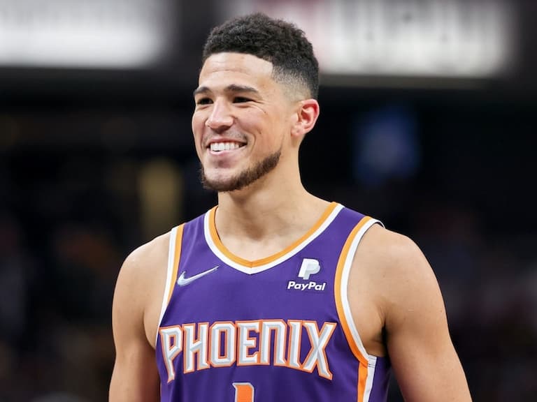 NBA/太陽球星 Booker 對於球隊近況感慨表示:「以前我們是笑柄,現在成了冠軍競爭者!」