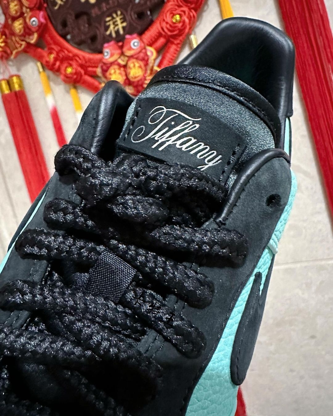 Tiffany & Co. x Nike Air Force 1 疑似第二款配色曝光！