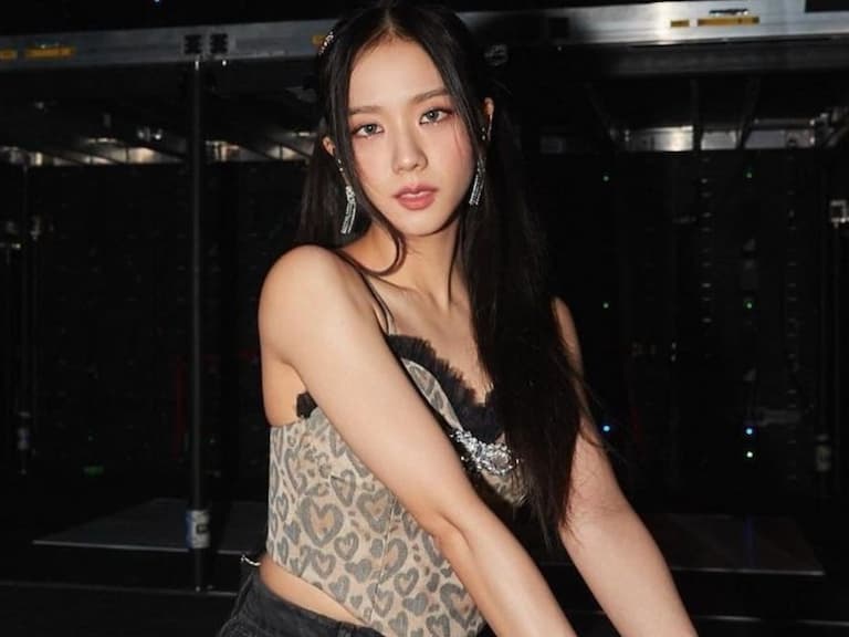 BLACKPINK Jisoo 曝世巡演唱會最討厭做「這件事」！網心疼喊：「辛苦了！」